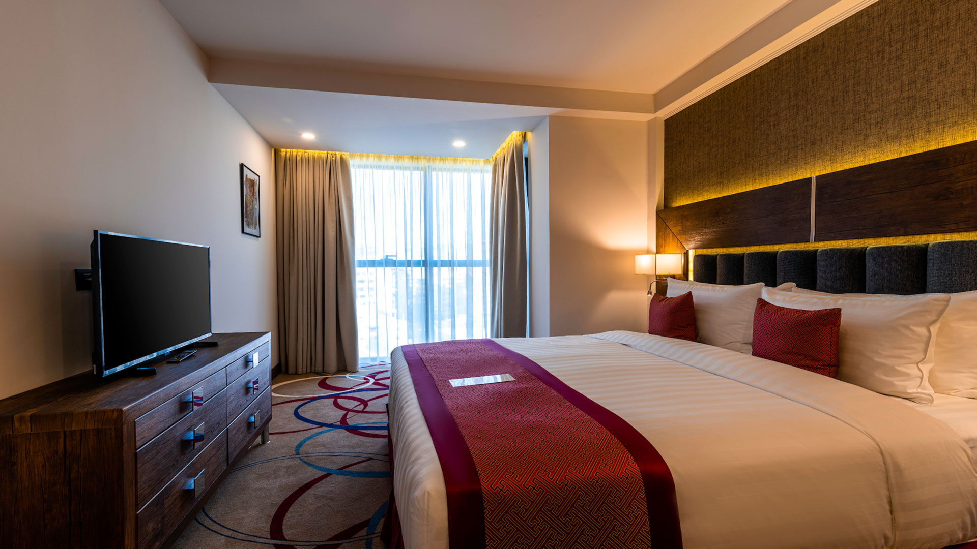 Two Bedroom Superior Suite - 1 king, 2 single beds: 68sqm